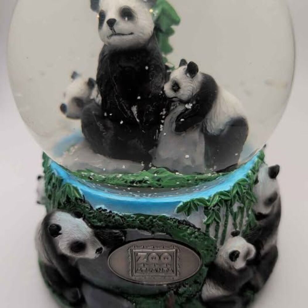 Sankyo Zoo Atlanta Musical Panda Snow Globe